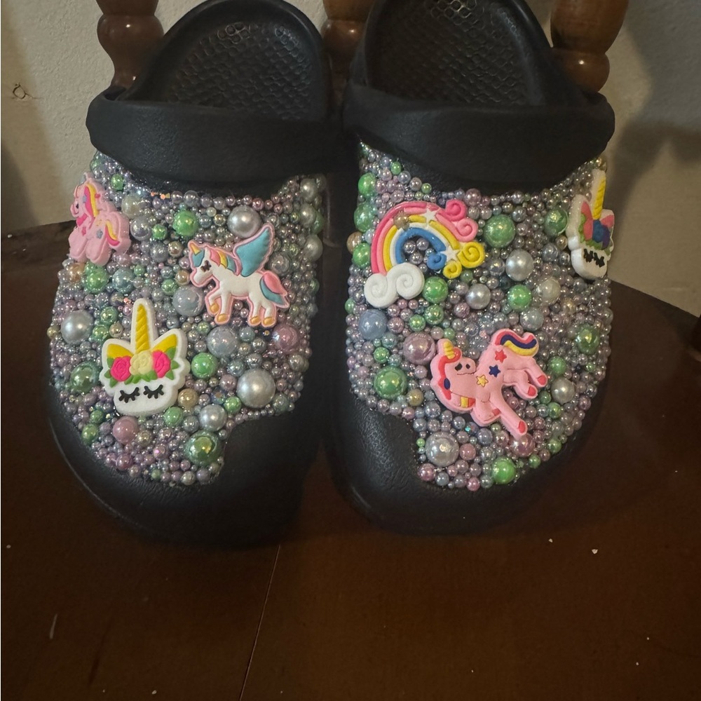 Black Sparkly Slippers with Decorative Charms